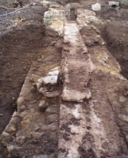 Cliché 3 – Dernier état du fond du conduit appartenant sans doute au troisième aqueduc.